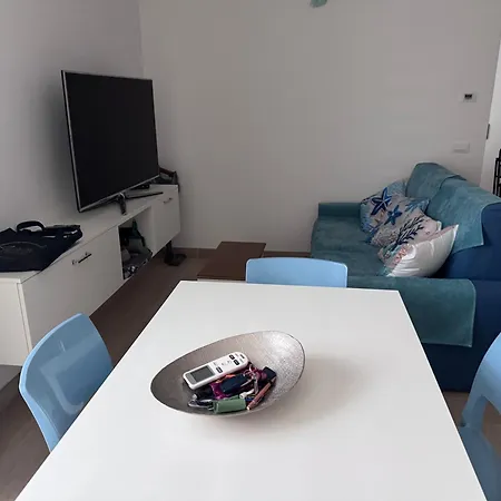 Monolocale A Апартаменты *